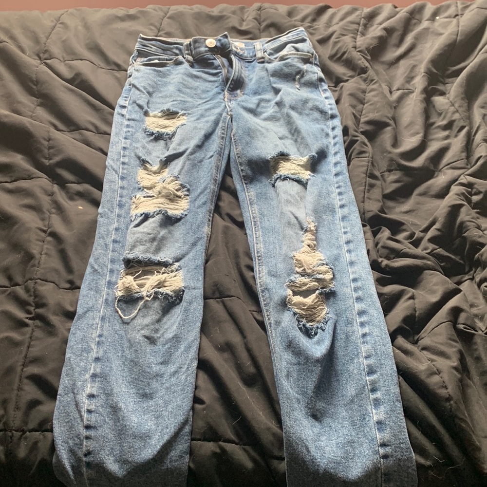 Boyfriend ripped jeans!!!